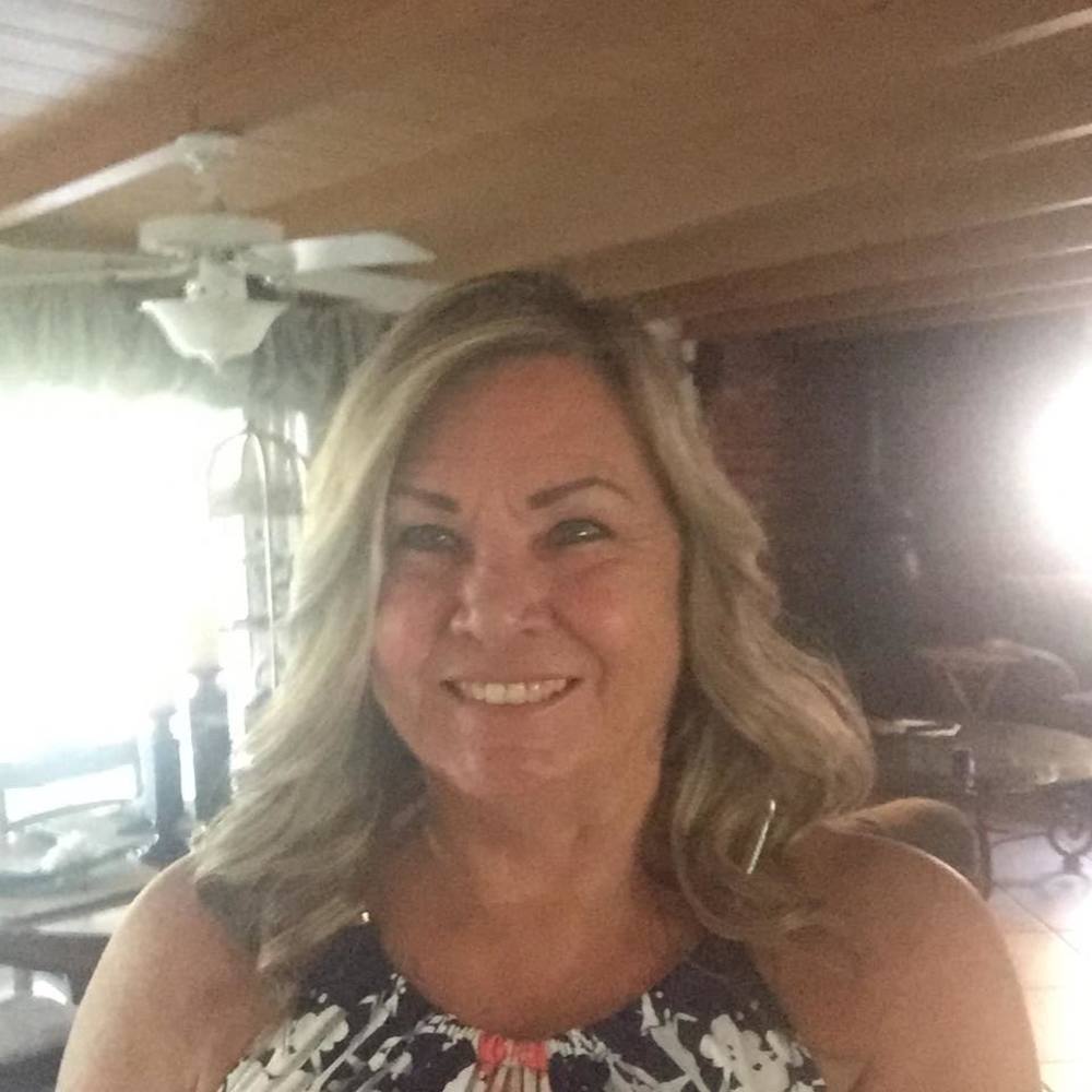 Meet your Posher, Pam